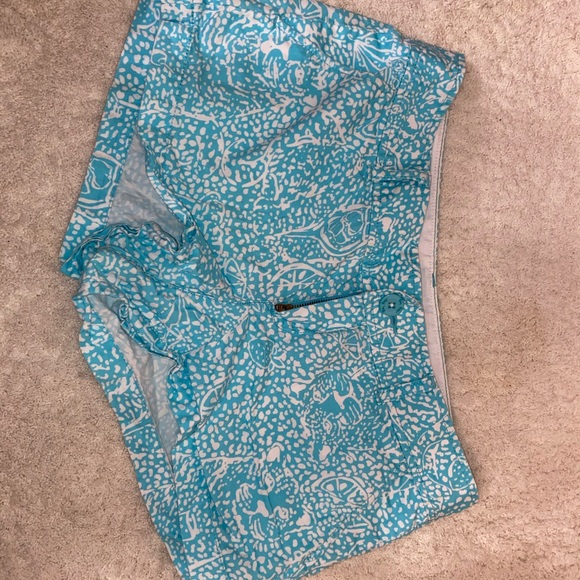 LILLY PULITZER SHORTS - Picture 1 of 3